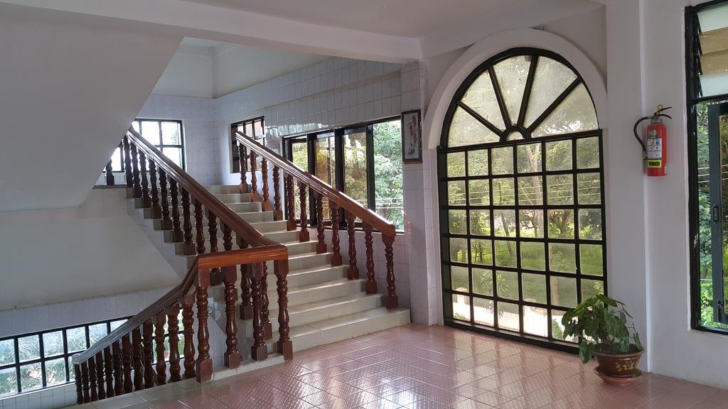 Remember Inn Nyaung Shwe Exterior photo