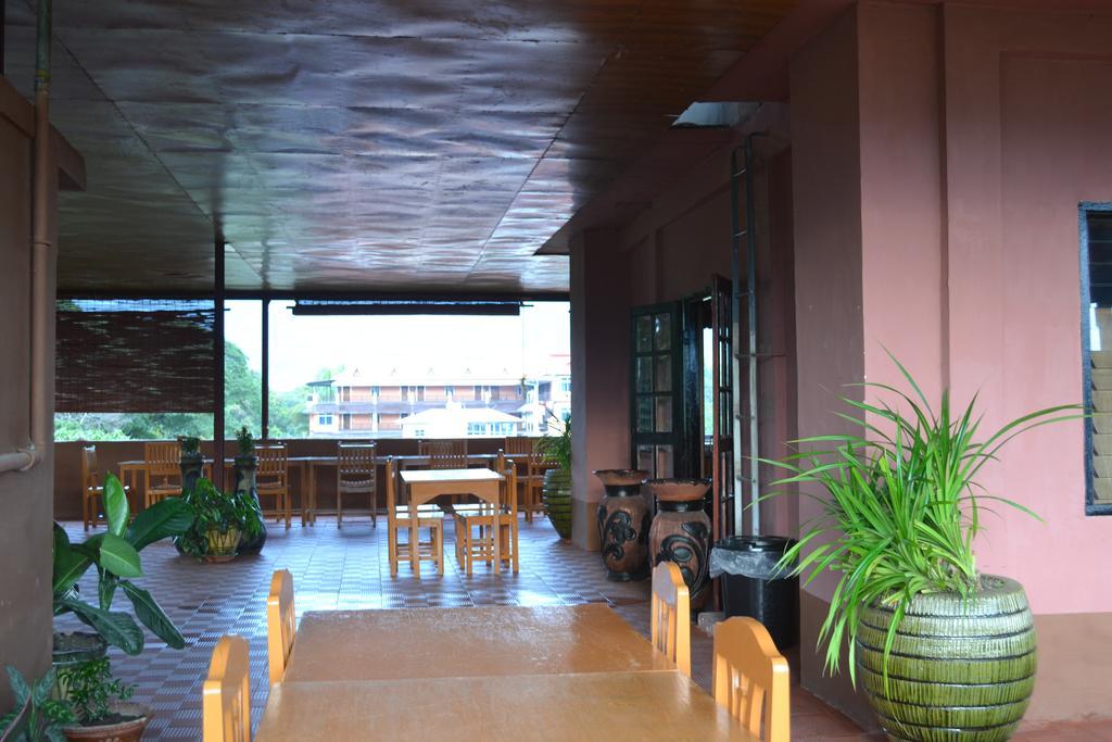 Remember Inn Nyaung Shwe Exterior photo